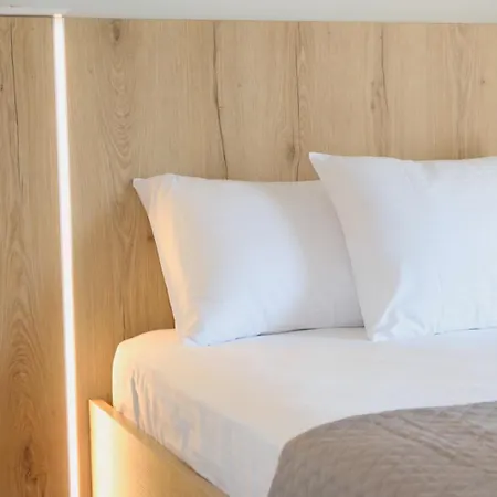 S & E Apartment Lefkada City