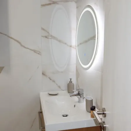 Apartment S & E