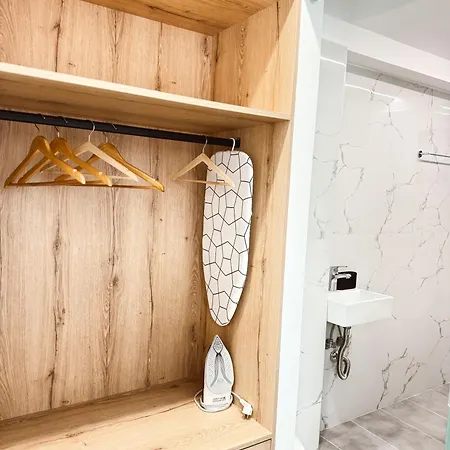 Apartment S & E