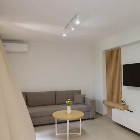 Apartment S & E